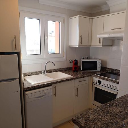 Appartamento Oliva Nova Flat In Front Of Met Esterno foto