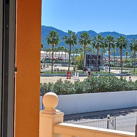 Appartamento Oliva Nova Flat In Front Of Met Esterno foto